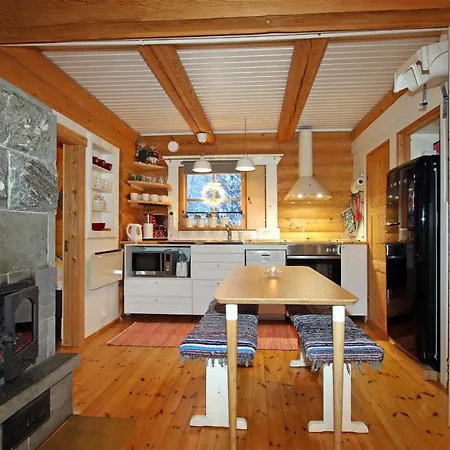 Chalet Saremoekki