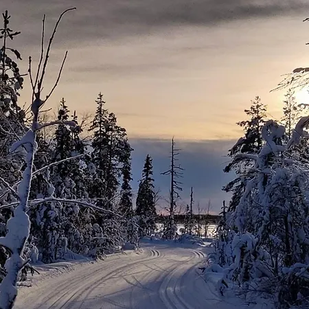 Saremoekki Alpesi faház Kittilä